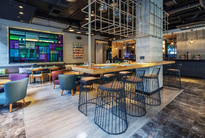 Park Inn by Radisson Izmir - Restoran