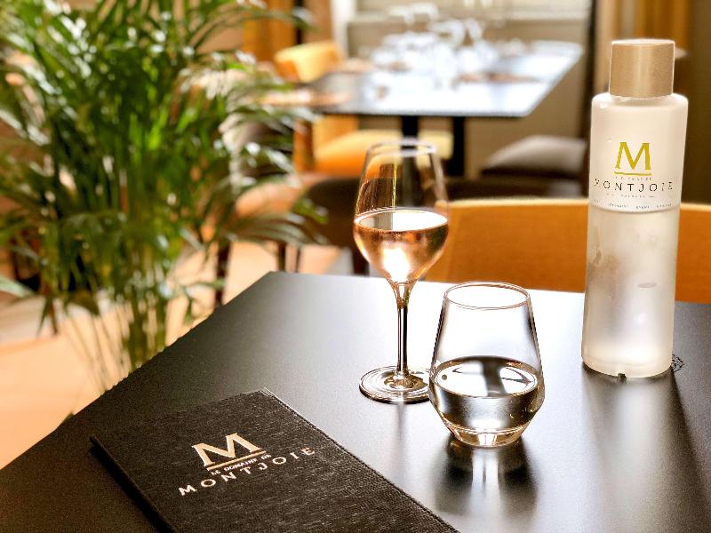 Best Western Premier Le Domaine de Montjoie - Restoran