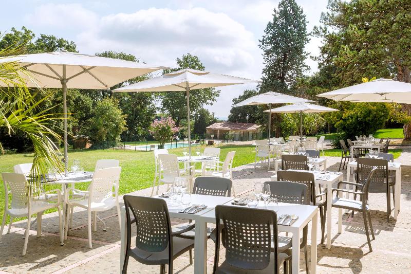 Best Western Premier Le Domaine de Montjoie - Restoran
