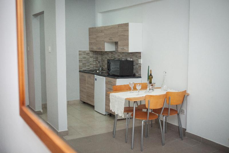 Alecos Hotel Apts - Oda