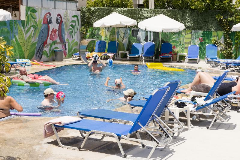 Alecos Hotel Apts - Havuz