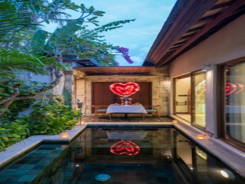 Aksari Villa Seminyak by Ini Vie Hospitality - Havuz
