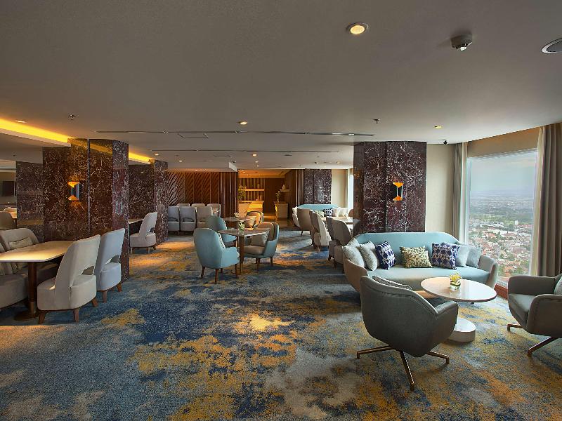 Vasa Hotel Surabaya - Bar