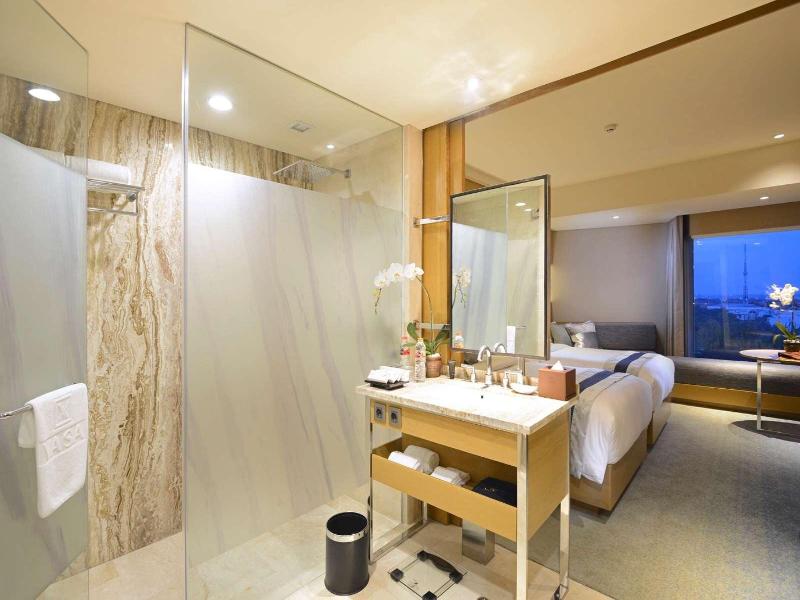 Vasa Hotel Surabaya - Oda