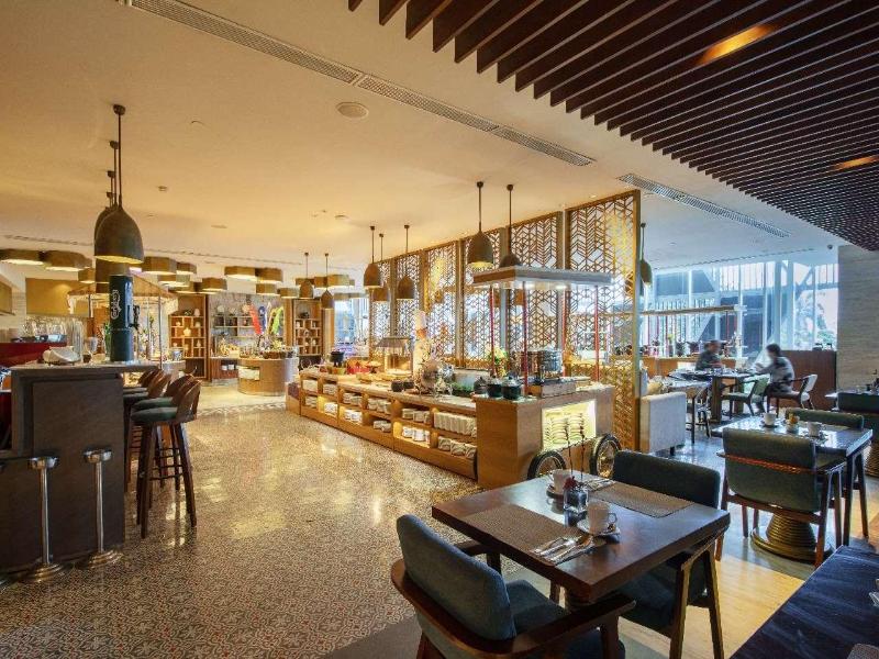 Vasa Hotel Surabaya - Restoran