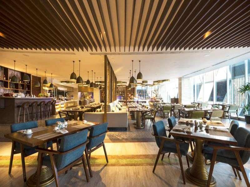 Vasa Hotel Surabaya - Restoran