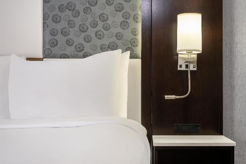 Best Western Premier NYC Gateway Hotel - Oda