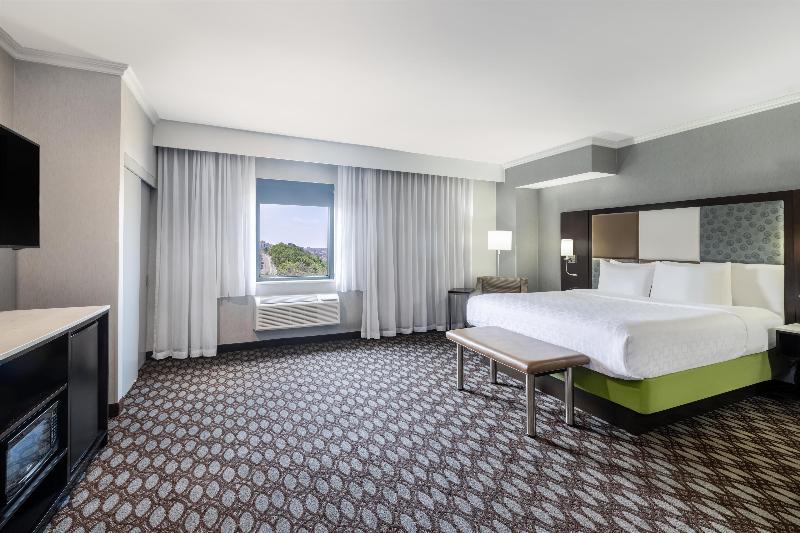 Best Western Premier NYC Gateway Hotel - Oda