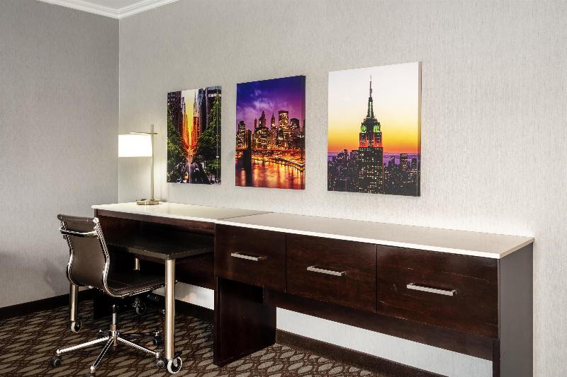Best Western Premier NYC Gateway Hotel - Oda