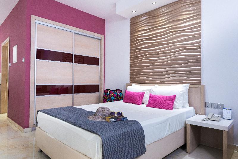 Loutsiana Hotel & Apartments - Oda
