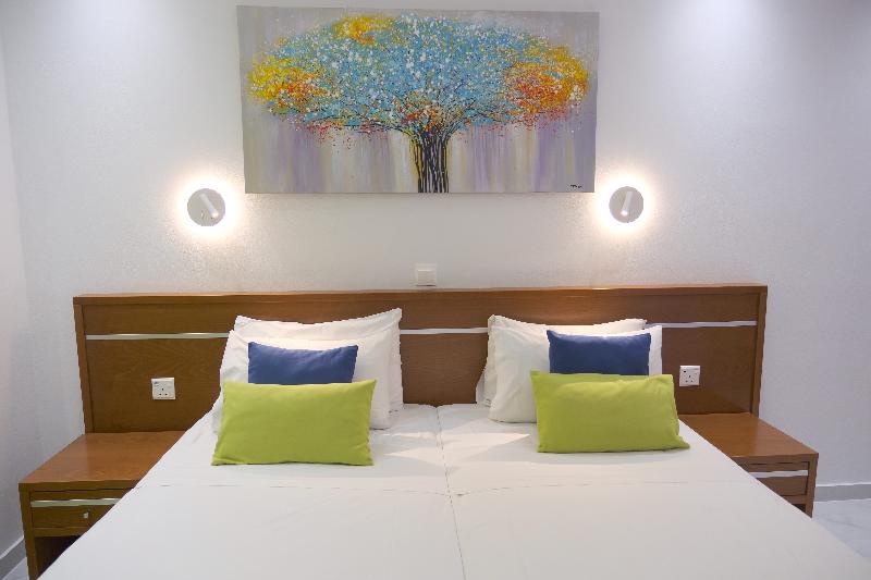 Loutsiana Hotel & Apartments - Oda