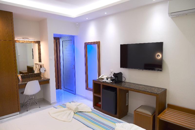 Loutsiana Hotel & Apartments - Oda