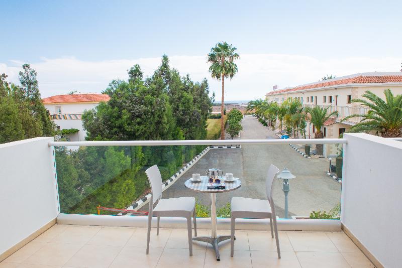 Loutsiana Hotel & Apartments - Oda