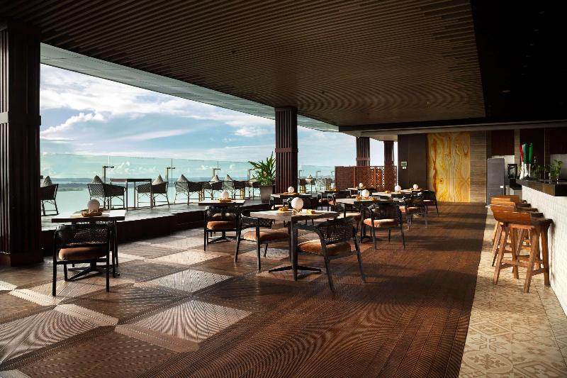 Wyndham Panbil Batam - Bar