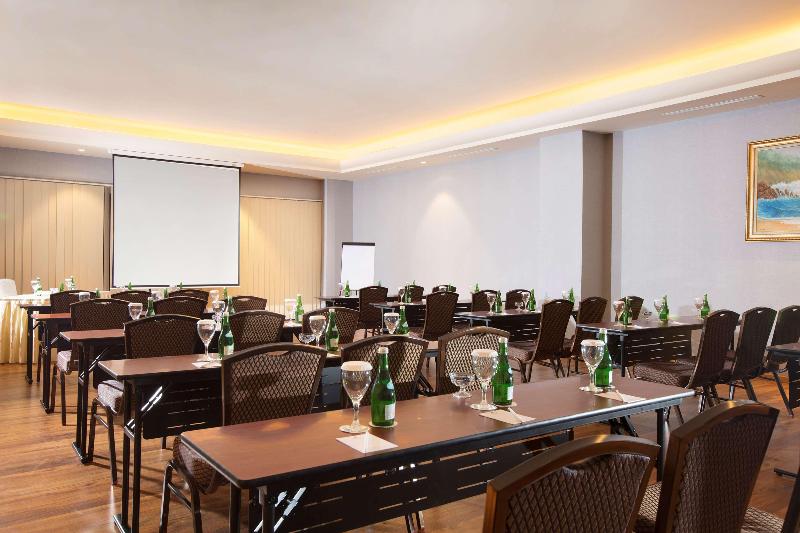 Wyndham Panbil Batam - Toplantı