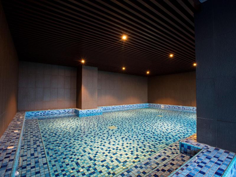 Wyndham Panbil Batam - Havuz