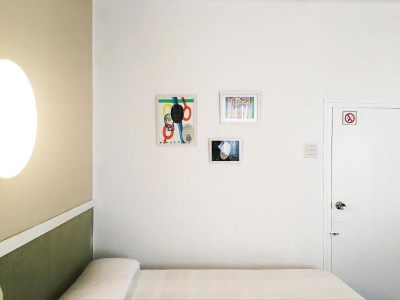 Malvarrosa Beach Rooms - Oda