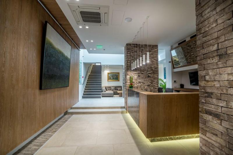 Belgrade Inn Garni Hotel - Lobi