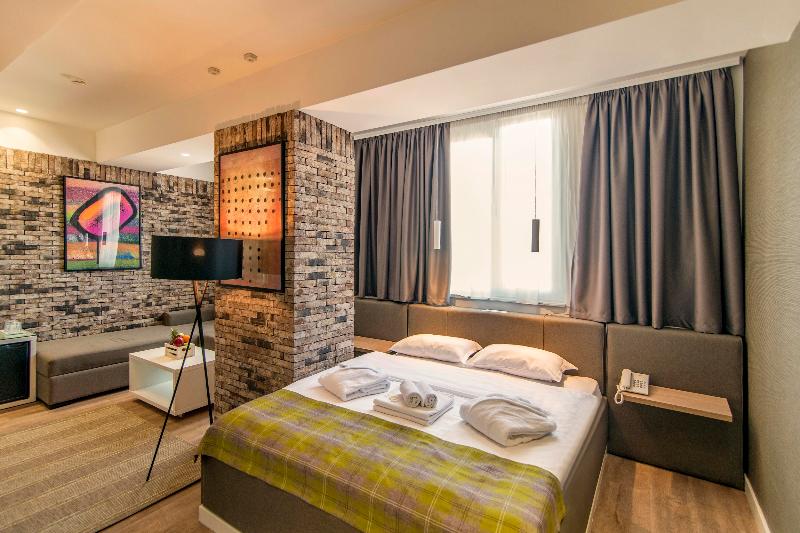 Belgrade Inn Garni Hotel - Oda