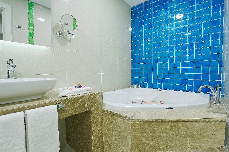 The Grand Mira Business Hotel - Oda