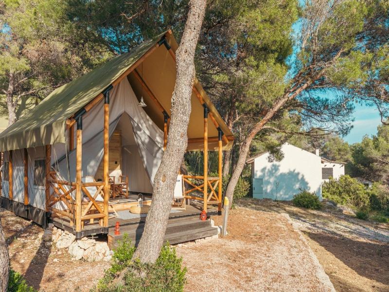 Obonjan Island Resort Glamping Forest lodges - Lobi