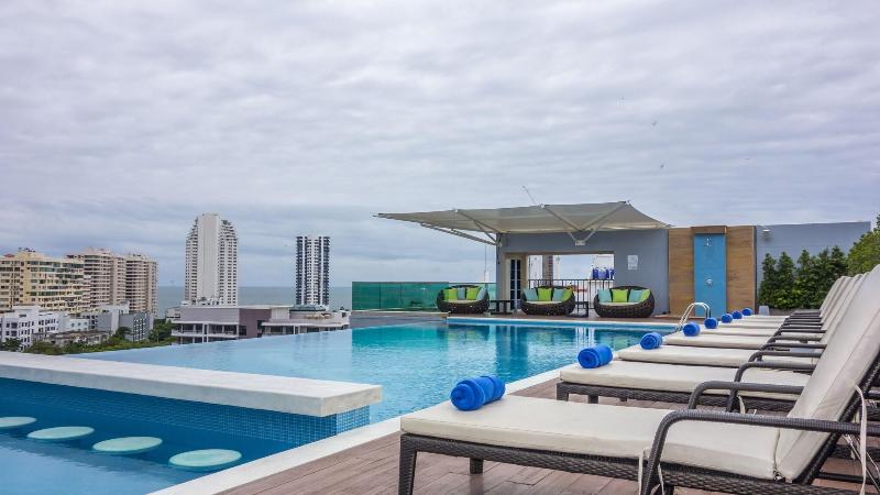 Unique Regency Hotel - Havuz