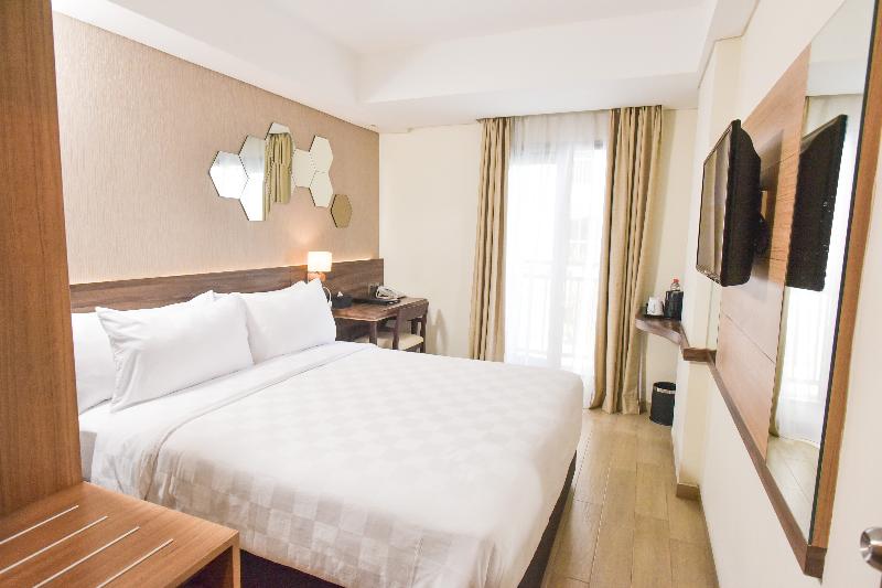 Golden Tulip Essential Tangerang - Oda