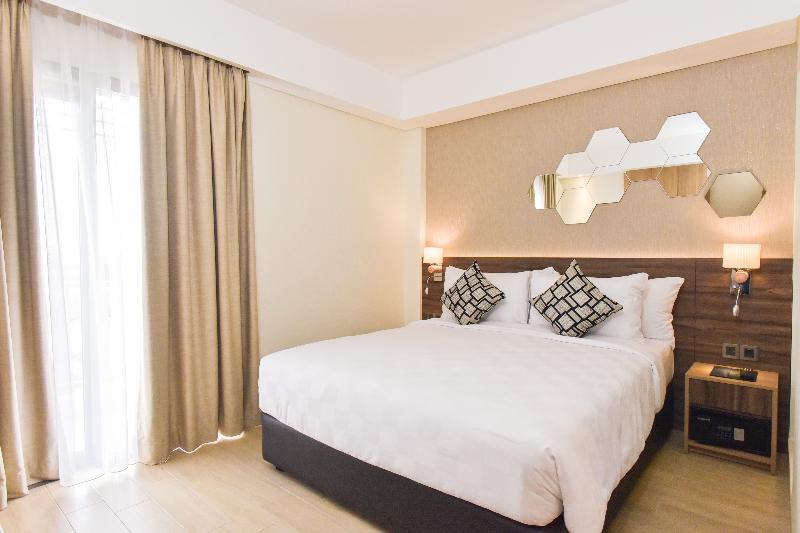 Golden Tulip Essential Tangerang - Oda