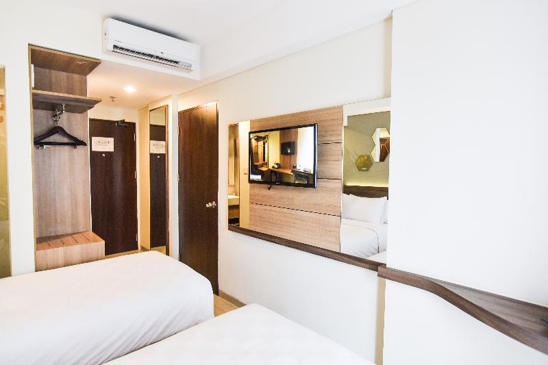 Golden Tulip Essential Tangerang - Oda