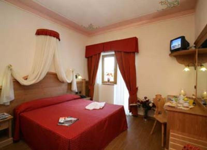 Hotel Fai - Genel