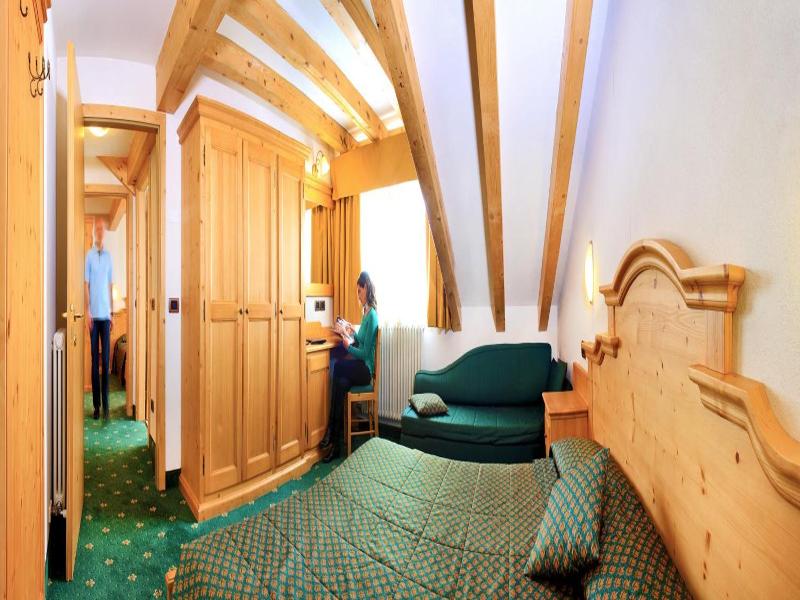 Sporting Hotel - Genel