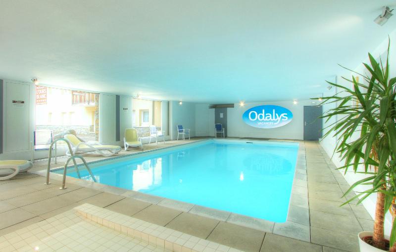 Residence Odalys L'Ours Blanc - Havuz