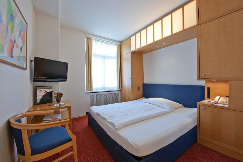 Hotel Schweizerhof St Moritz - Oda
