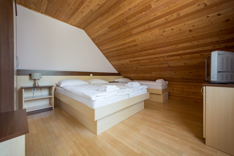 Apartment House Berghi I & II - Oda