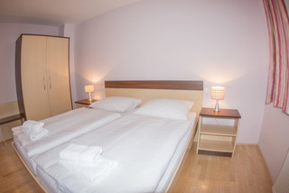 Apartment House Berghi I & II fotoÄŸrafÄ±