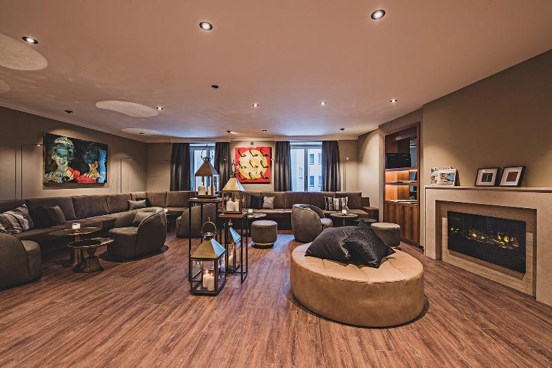 Art Boutique Hotel Monopol - Lobi