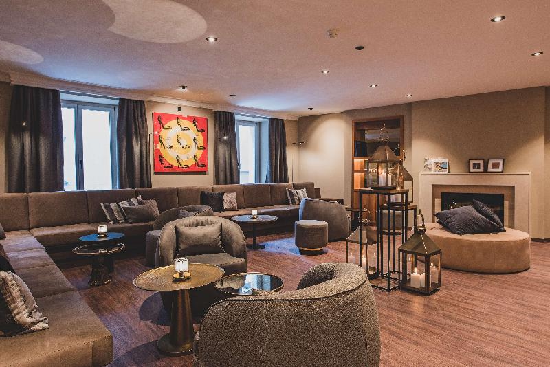 Art Boutique Hotel Monopol - Lobi