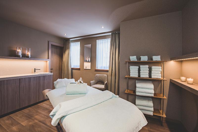 Art Boutique Hotel Monopol - Havuz