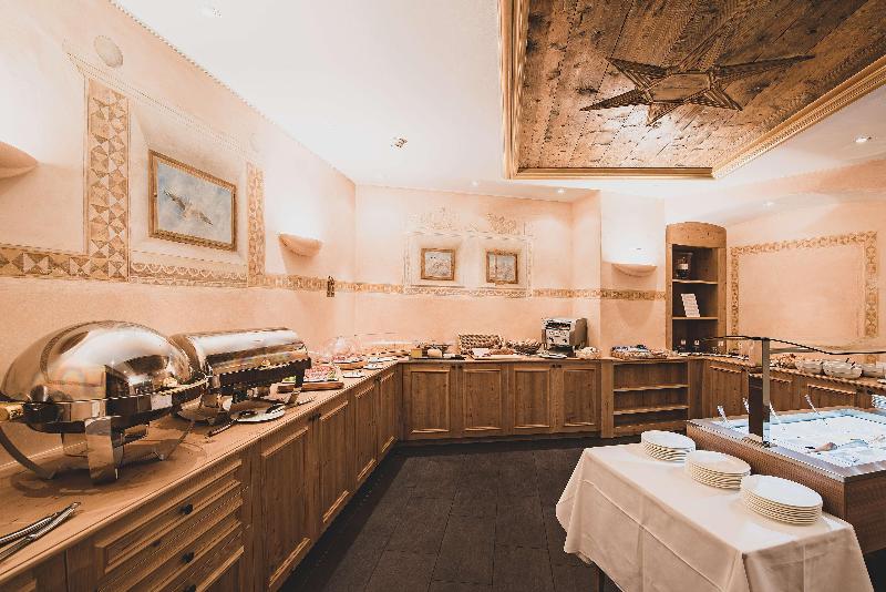 Art Boutique Hotel Monopol - Restoran