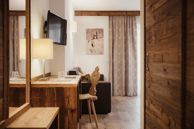 Hotel Diana Dolomites - Oda
