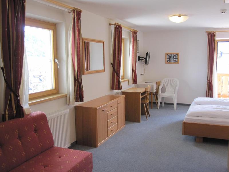 Hotel Borest - Oda