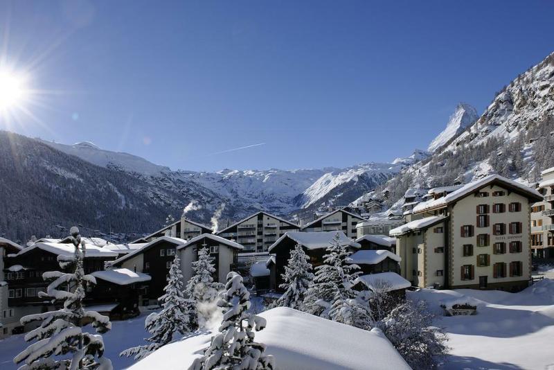 Ambassador Zermatt - Genel