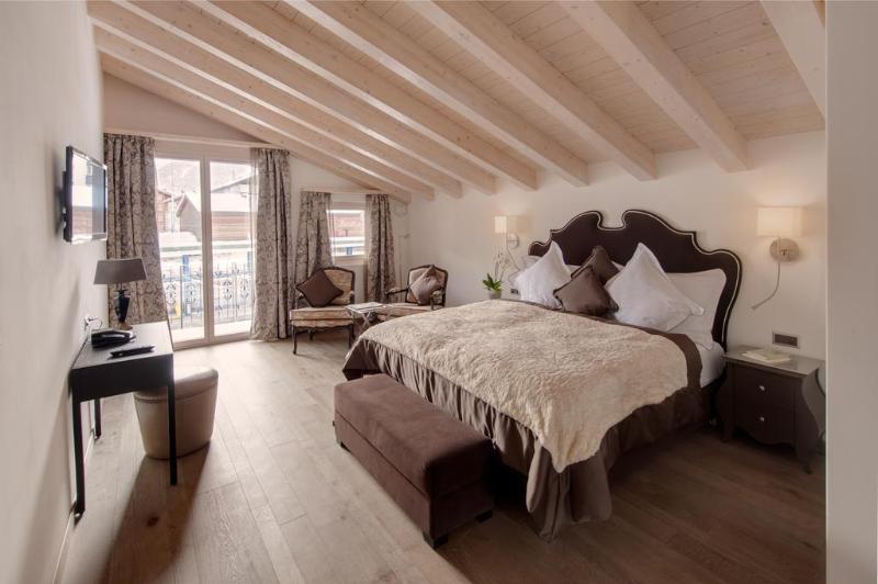 SchlossHotel Zermatt - Genel