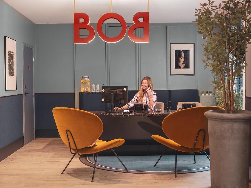 Bob Hotel - Lobi