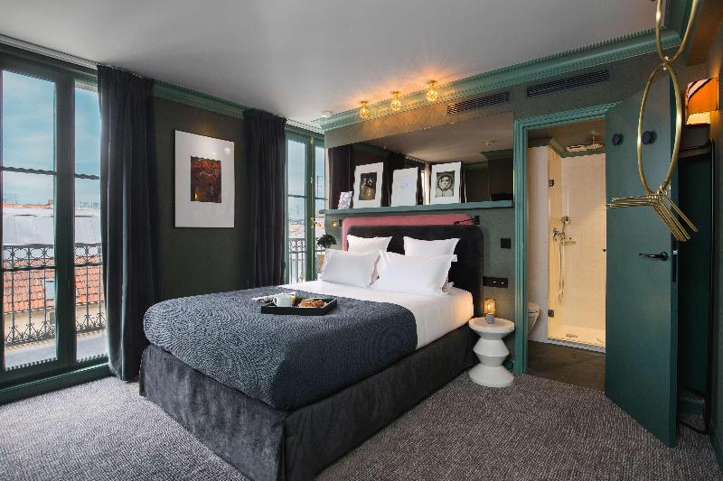Bob Hotel - Oda