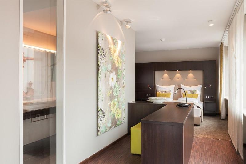 TOP CityLine Hotel Platzhirsch Fulda - Oda