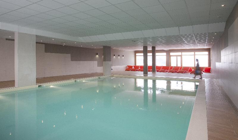 Residence Club mmv L'Etoile des Cimes - Havuz