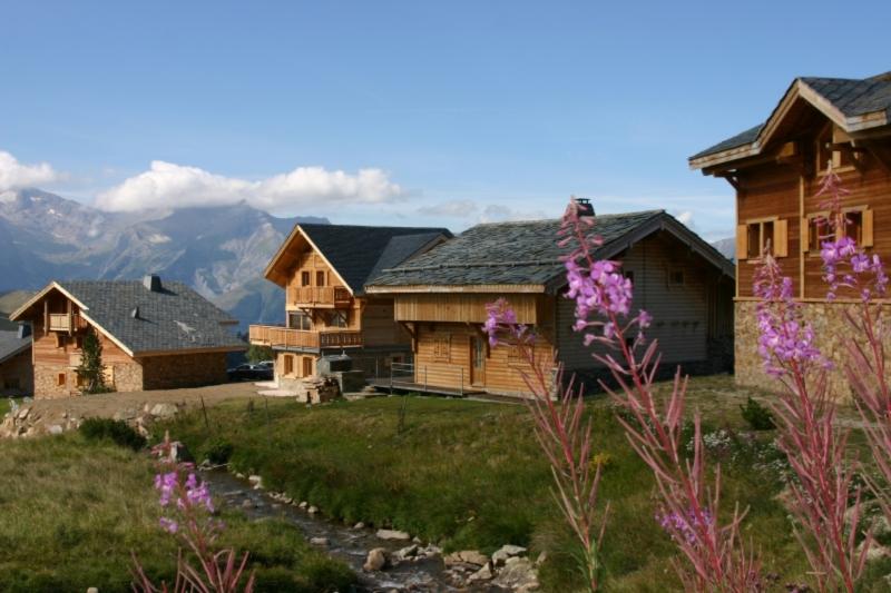 Madame Vacances Les Chalets de l Altiport - Genel
