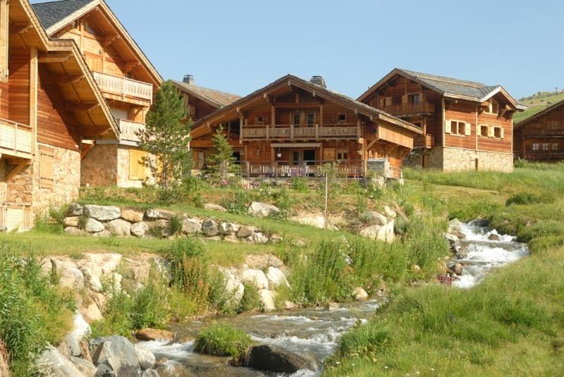 Madame Vacances Les Chalets de l Altiport - Genel