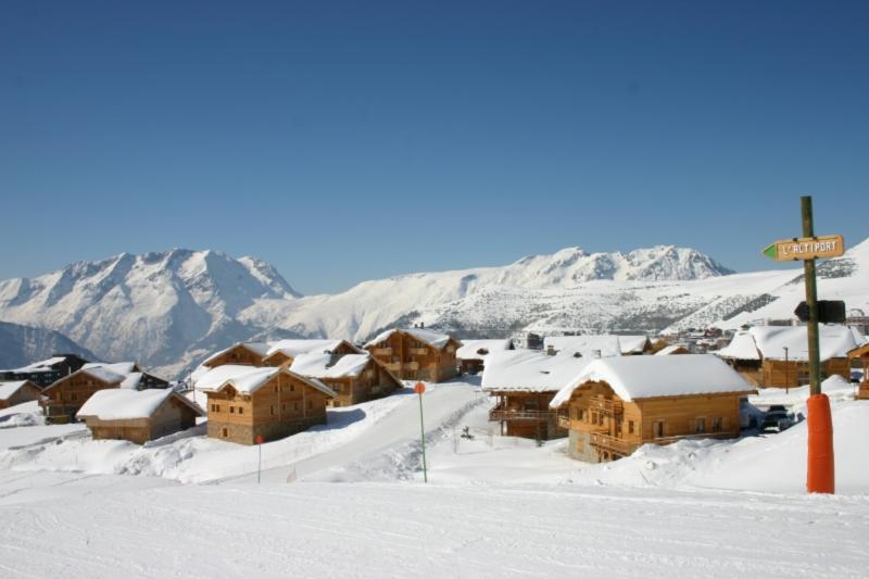 Madame Vacances Les Chalets de l Altiport - Genel